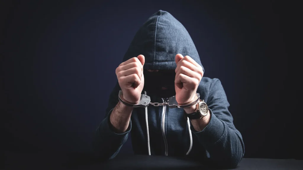 最初は普通だった…悪質バイトに共通する違和感