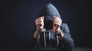 最初は普通だった…悪質バイトに共通する違和感