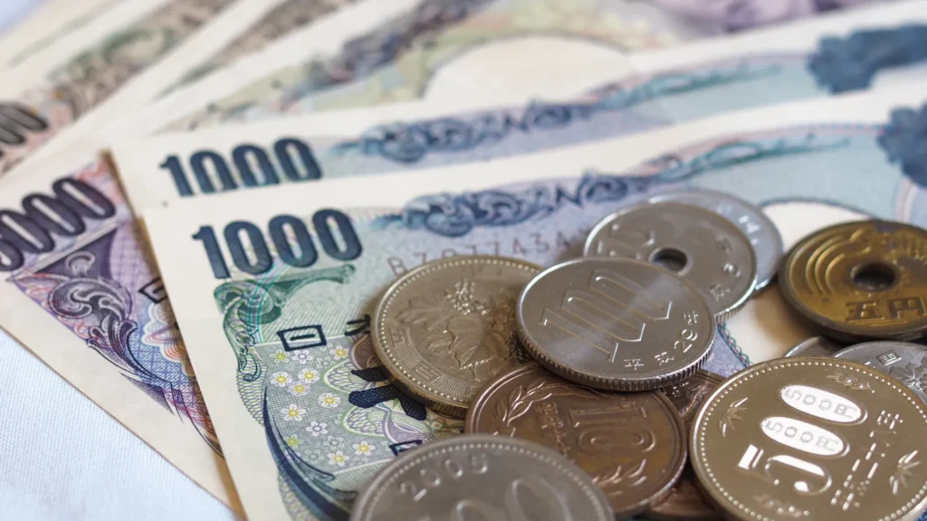 一人暮らしで毎月の生活費を無理なく抑えるコツ