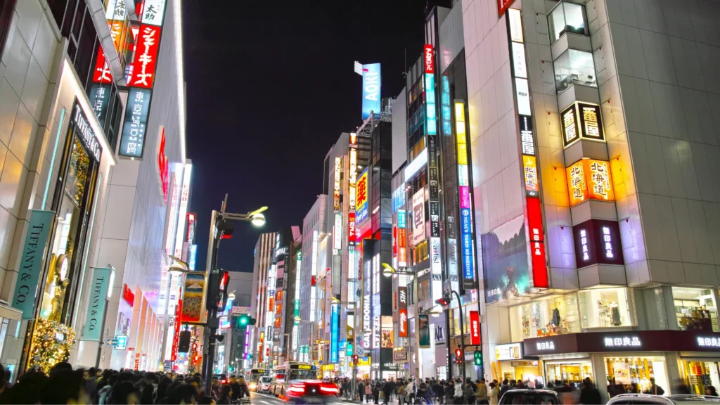 なぜここで狙われる？勧誘が起きやすいエリアの特徴